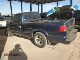 ✅ 2001 Chevrolet S-10 • VIN: 1GCCS145418253943 • Лот: 84837644. Опубликован ранее на Copart с пробегом 200 482 миль. Бесплатный доступ к архиву аукционных продаж из США и подробный отчёт об истории автомобиля на DreamBid. Изображение 2.