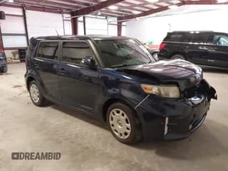 ✅ 2013 Scion xB • VIN: JTLZE4FE5DJ045622 • Lot: 43739557. Wystawiony na IAAI z przebiegiem 175 165 mil. Bezpłatny archiwum sprzedaży aukcyjnych z USA i szczegółowy raport historii pojazdu na DreamBid. Zdjęcie 1.