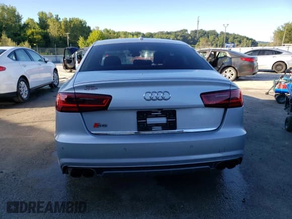 ✅ 2016 Audi S6 Prestige • VIN: WAUH2AFCXGN101156 • Lot: 70634605. Wystawiony na Copart z przebiegiem 102 145 mil. Bezpłatny archiwum sprzedaży aukcyjnych z USA i szczegółowy raport historii pojazdu na DreamBid. Zdjęcie 6.