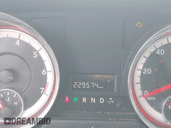 ✅ 2017 Dodge Grand Caravan SXT • VIN: 2C4RDGCG1HR726335 • Lot: 43658621. Listed on IAAI with 229,574 mi. Free auction sales archive from the USA and detailed vehicle history report at DreamBid. Image 15.