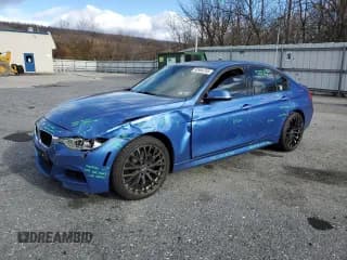 ✅ 2014 BMW 3 Series 328i xDrive • VIN: WBA3B3C58EJ978504 • Lot: 92994745. Listed on Copart with 171,232 mi. Free auction sales archive from the USA and detailed vehicle history report at DreamBid. Image 1.