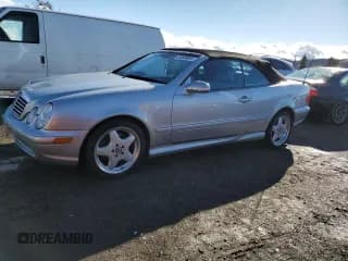 ✅ 2001 Mercedes-Benz CLK 320/430 • VIN: WDBLK70G01T075857 • Lot: 80506854. Wystawiony na Copart z przebiegiem 146 542 mil. Bezpłatny archiwum sprzedaży aukcyjnych z USA i szczegółowy raport historii pojazdu na DreamBid. Zdjęcie 1.