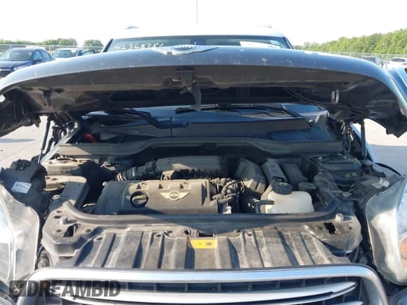 ✅ 2015 MINI Countryman • VIN: WMWZB3C52FWR42872 • Лот: 42368351. Опубликован ранее на IAAI с пробегом 111 648 миль. Бесплатный доступ к архиву аукционных продаж из США и подробный отчёт об истории автомобиля на DreamBid. Изображение 10.