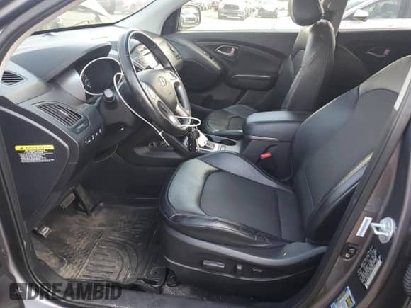 2014 Hyundai Tucson SE z VIN KM8JUCAG1EU865836, wystawiony jako Copart lot #81017045 z przebiegiem 171 038 mil mil oraz Szkoda całkowita • Salvage title. Historia ofert i sprzedaży dostępna na DreamBid. Obrazek 7.