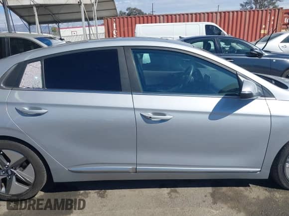 2020 Hyundai Ioniq SEL с VIN KMHC85LC9LU210713, выставлен на аукционе IAAI как лот 43419724 с пробегом 26 583 миль миль и . История ставок и продаж доступна на DreamBid. Изображение 13.