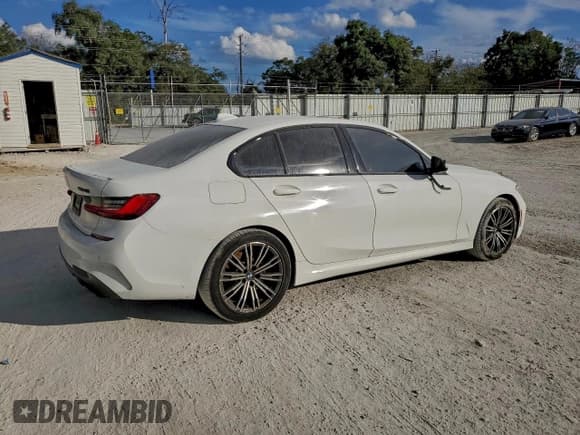 ✅ 2020 BMW 3 Series M340i xDrive • VIN: WBA5U9C06LFJ80108 • Lot: 92662845. Wystawiony na Copart z przebiegiem 73 365 mil. Bezpłatny archiwum sprzedaży aukcyjnych z USA i szczegółowy raport historii pojazdu na DreamBid. Zdjęcie 3.
