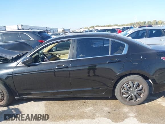 ✅ 2010 Honda Accord LX • VIN: 1HGCP2F35AA141066 • Lot: 43689485. Listed on IAAI with 176,159 mi. Free auction sales archive from the USA and detailed vehicle history report at DreamBid. Image 14.