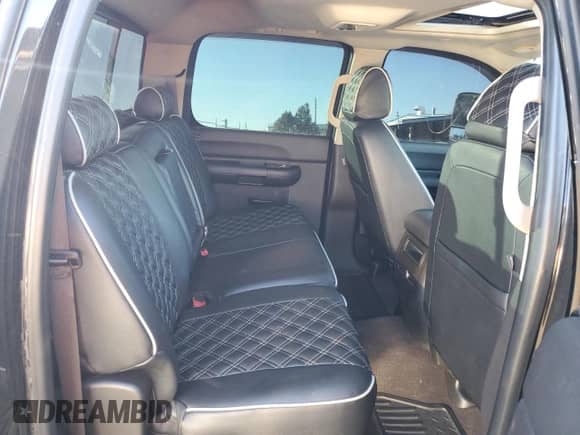 2008 Chevrolet Silverado 3500HD SRW LTZ with VIN 1GCHK33618F215149, listed as a Copart auction lot 83868944 with 29,478 mi miles and Salvage title. Bid and sale history available at DreamBid. Image 10.