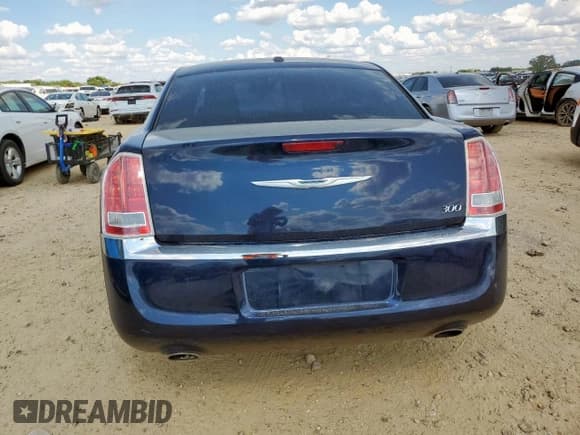 ✅ 2013 Chrysler 300 • VIN: 2C3CCAAG3DH647861 • Lot: 67792215. Listed on Copart with 66,499 mi. Free auction sales archive from the USA and detailed vehicle history report at DreamBid. Image 6.