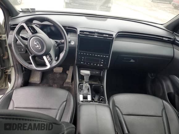 2023 Hyundai Santa Cruz Limited z VIN 5NTJEDAF0PH045941, wystawiony jako Copart lot #44115795 z przebiegiem Nie podano mil oraz Szkoda całkowita • Salvage title. Historia ofert i sprzedaży dostępna na DreamBid. Obrazek 8.