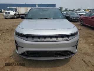 ✅ 2025 Jeep Wagoneer S Limited • VIN: 3C4RJNCK3ST589730 • Lot: 67069535. Wystawiony na Copart z przebiegiem 159 mil. Bezpłatny archiwum sprzedaży aukcyjnych z USA i szczegółowy raport historii pojazdu na DreamBid. Zdjęcie 5.