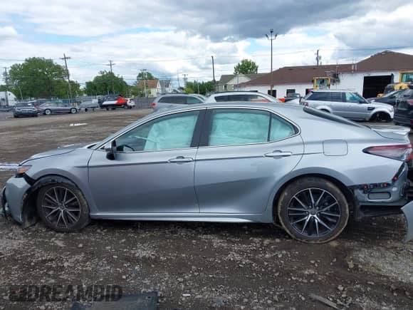 2023 Toyota Camry SE with VIN 4T1T11BK2PU100968, listed as a IAAI auction lot 43106071 with 7,833 mi miles and . Bid and sale history available at DreamBid. Image 14.