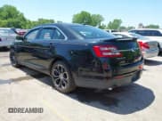✅ 2013 Ford Taurus SHO • VIN: 1FAHP2KT4DG118525 • Lot: 42234961. Wystawiony na IAAI z przebiegiem 161 208 mil. Bezpłatny archiwum sprzedaży aukcyjnych z USA i szczegółowy raport historii pojazdu na DreamBid. Zdjęcie 3.