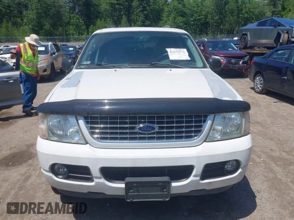 ✅ 2004 Ford Explorer XLT • VIN: 1FMZU73E24UC09391 • Lot: 42549570. Listed on IAAI with 140,400 mi. Free auction sales archive from the USA and detailed vehicle history report at DreamBid. Image 6.