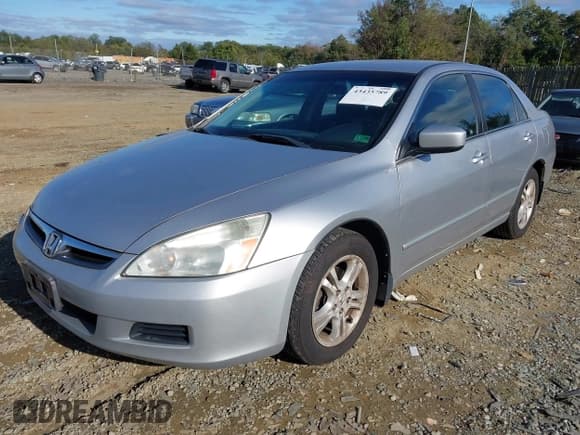 ✅ 2007 Honda Accord LX SE • VIN: 1HGCM563X7A202494 • Lot: 43435789. Listed on IAAI with 139,369 mi. Free auction sales archive from the USA and detailed vehicle history report at DreamBid. Image 2.