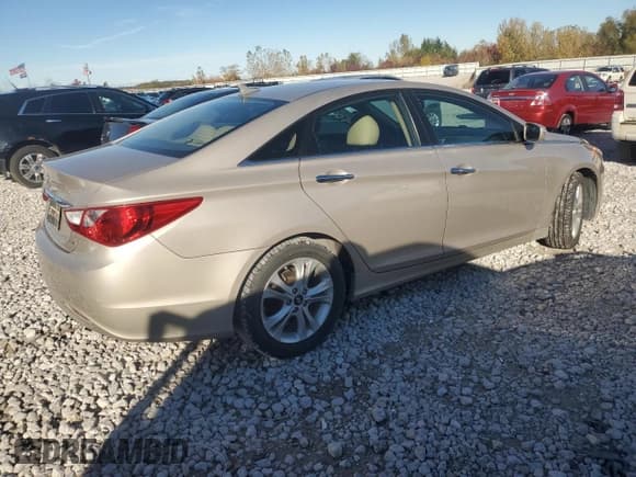 ✅ 2011 Hyundai Sonata SE • VIN: 5NPEC4AC5BH277567 • Lot: 75354414. Listed on Copart with 125,788 mi. Free auction sales archive from the USA and detailed vehicle history report at DreamBid. Image 3.