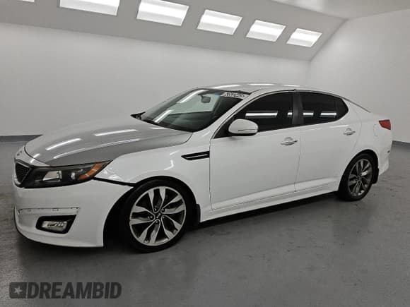 ✅ 2015 Kia Optima SX • VIN: 5XXGR4A7XFG512282 • Lot: 63532445. Wystawiony na Copart z przebiegiem 102 808 mil. Bezpłatny archiwum sprzedaży aukcyjnych z USA i szczegółowy raport historii pojazdu na DreamBid. Zdjęcie 1.