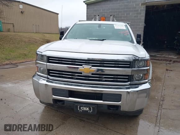 ✅ 2015 Chevrolet Silverado 3500HD • VIN: 1GB2KYEGXFZ529648 • Lot: 41455344. Listed on IAAI with 317,558 mi. Free auction sales archive from the USA and detailed vehicle history report at DreamBid. Image 12.