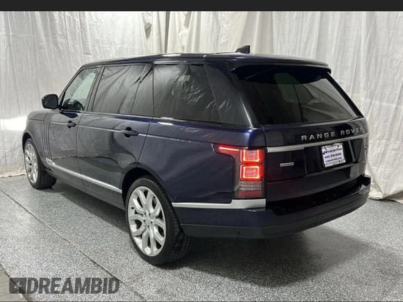 ✅ 2017 Land Rover Range Rover • VIN: SALGS5FE7HA356484 • Лот: 80205815. Опубликован ранее на Copart с пробегом 87 526 миль. Бесплатный доступ к архиву аукционных продаж из США и подробный отчёт об истории автомобиля на DreamBid. Изображение 3.