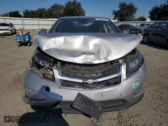 ✅ 2013 Chevrolet Volt • VIN: 1G1RH6E42DU136202 • Lot: 70451844. Wystawiony na Copart z przebiegiem 130 116 mil. Bezpłatny archiwum sprzedaży aukcyjnych z USA i szczegółowy raport historii pojazdu na DreamBid. Zdjęcie 5.