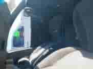 2005 Toyota Sienna LE z VIN 5TDZA23C95S289812, wystawiony jako IAAI lot #43582218 z przebiegiem Nie podano mil oraz . Historia ofert i sprzedaży dostępna na DreamBid. Obrazek 5.