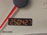 ✅ 2006 Saturn VUE • VIN: 5GZCZ534X6S807362 • Lot: 41618503. Wystawiony na IAAI z przebiegiem 250 427 mil. Bezpłatny archiwum sprzedaży aukcyjnych z USA i szczegółowy raport historii pojazdu na DreamBid. Zdjęcie 16.