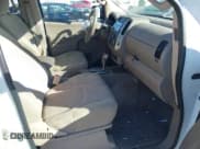 ✅ 2017 Nissan Frontier SL • VIN: 1N6DD0ER5HN709645 • Lot: 43813678. Listed on IAAI with 76,313 mi. Free auction sales archive from the USA and detailed vehicle history report at DreamBid. Image 5.