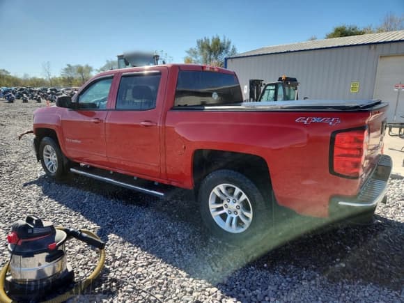 ✅ 2015 Chevrolet Silverado 1500 LT • VIN: 3GCUKREC8FG221370 • Лот: 89647505. Опубликован ранее на Copart с пробегом 142 357 миль. Бесплатный доступ к архиву аукционных продаж из США и подробный отчёт об истории автомобиля на DreamBid. Изображение 2.
