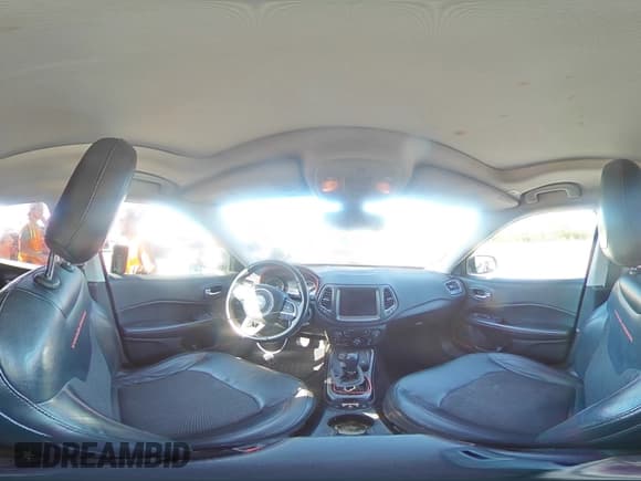 ✅ 2018 Jeep Compass Trailhawk • VIN: 3C4NJDDB5JT163270 • Lot: 81915855. Listed on Copart with 142,824 mi. Free auction sales archive from the USA and detailed vehicle history report at DreamBid. Image 14.