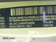 ✅ 2017 Jeep Renegade Latitude • VIN: ZACCJABB5HPG45926 • Lot: 42979862. Listed on IAAI with 45,864 mi. Free auction sales archive from the USA and detailed vehicle history report at DreamBid. Image 9.