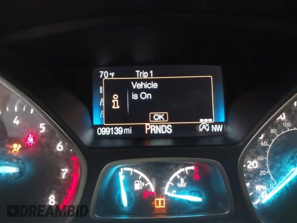 ✅ 2019 Ford Escape SE • VIN: 1FMCU9GD2KUA05982 • Lot: 43337696. Wystawiony na IAAI z przebiegiem 99 139 mil. Bezpłatny archiwum sprzedaży aukcyjnych z USA i szczegółowy raport historii pojazdu na DreamBid. Zdjęcie 15.