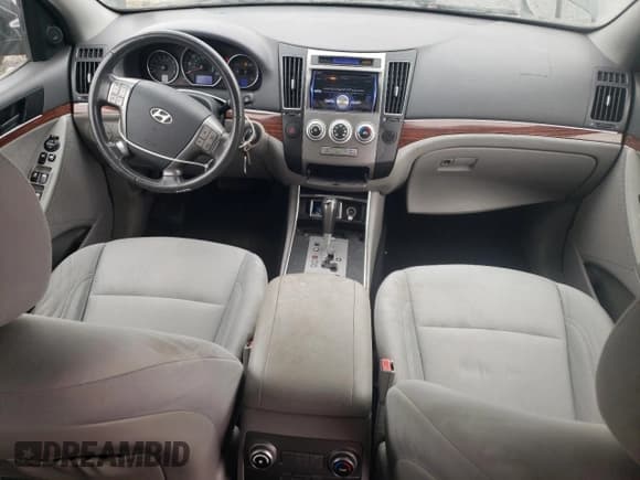 ✅ 2008 Hyundai Veracruz GLS • VIN: KM8NU73C98U073215 • Lot: 93227145. Listed on Copart with 157,564 mi. Free auction sales archive from the USA and detailed vehicle history report at DreamBid. Image 8.