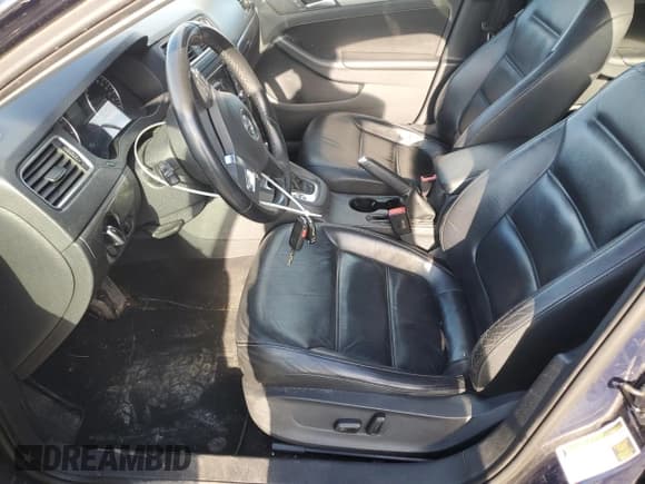 ✅ 2013 Volkswagen Jetta SEL • VIN: 3VWLX7AJ7DM410545 • Lot: 84602345. Listed on Copart with 192,235 mi. Free auction sales archive from the USA and detailed vehicle history report at DreamBid. Image 7.