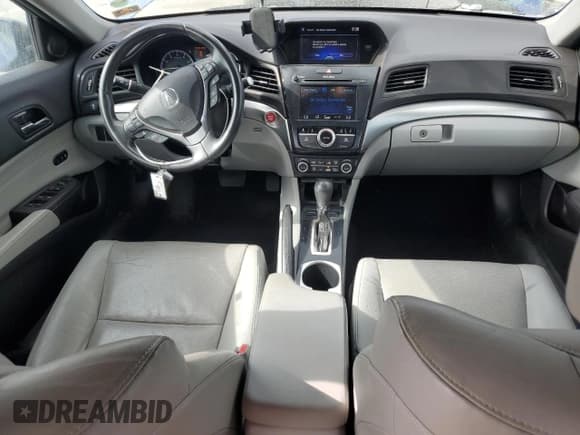 ✅ 2018 Acura ILX Premium • VIN: 19UDE2F71JA002016 • Lot: 64355155. Listed on Copart with 112,224 mi. Free auction sales archive from the USA and detailed vehicle history report at DreamBid. Image 8.