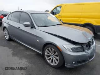 ✅ 2011 BMW 3 Series 328i • VIN: WBAPH5C59BA447948 • Лот: 42791025. Опубликован ранее на IAAI с пробегом 124 445 миль. Бесплатный доступ к архиву аукционных продаж из США и подробный отчёт об истории автомобиля на DreamBid. Изображение 1.