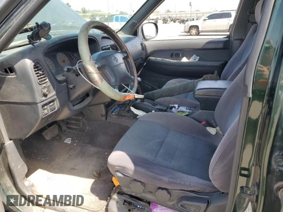 ✅ 2000 Nissan Pathfinder XE • VIN: JN8AR07Y8YW414632 • Лот: 61931875. Опубликован ранее на Copart с пробегом 267 702 миль. Бесплатный доступ к архиву аукционных продаж из США и подробный отчёт об истории автомобиля на DreamBid. Изображение 14.