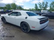 ✅ 2022 Dodge Challenger SXT • VIN: 2C3CDZGGXNH238891 • Лот: 42295477. Опубликован ранее на IAAI с пробегом 38 619 миль. Бесплатный доступ к архиву аукционных продаж из США и подробный отчёт об истории автомобиля на DreamBid. Изображение 3.