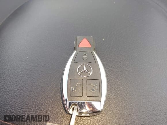 ✅ 2018 Mercedes-Benz GLS 450 • VIN: 4JGDF6EE3JB067152 • Lot: 43504246. Listed on IAAI with 83,189 mi. Free auction sales archive from the USA and detailed vehicle history report at DreamBid. Image 11.