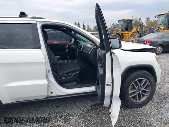✅ 2015 Jeep Grand Cherokee Laredo • VIN: 1C4RJFAG4FC133855 • Лот: 43315514. Опубликован ранее на IAAI с пробегом 127 101 миль. Бесплатный доступ к архиву аукционных продаж из США и подробный отчёт об истории автомобиля на DreamBid. Изображение 5.