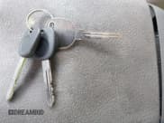 ✅ 2004 Chevrolet Blazer Fleet • VIN: 1GNCS13X14K109493 • Lot: 41780876. Wystawiony na IAAI z przebiegiem 117 653 mil. Bezpłatny archiwum sprzedaży aukcyjnych z USA i szczegółowy raport historii pojazdu na DreamBid. Zdjęcie 11.