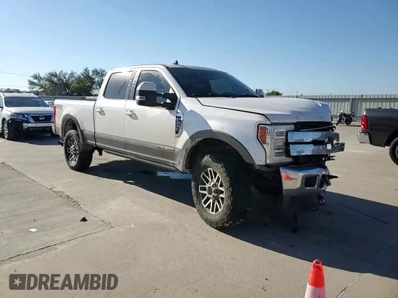 ✅ 2019 Ford F-250 Lariat • VIN: 1FT7W2BT3KEF69253 • Lot: 91459735. Listed on Copart with 137,834 mi. Free auction sales archive from the USA and detailed vehicle history report at DreamBid. Image 14.