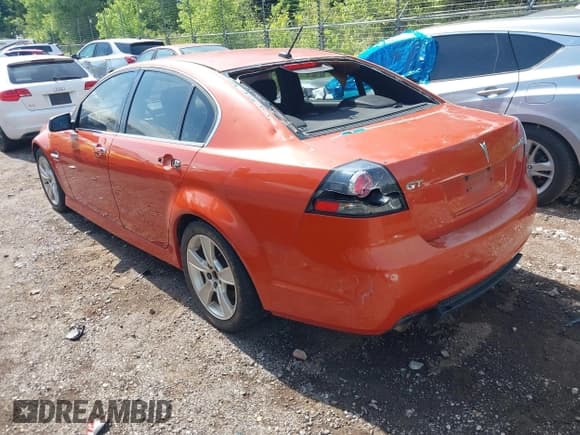 ✅ 2008 Pontiac G8 GT • VIN: 6G2EC57Y18L149122 • Lot: 42493743. Listed on IAAI with 208,593 mi. Free auction sales archive from the USA and detailed vehicle history report at DreamBid. Image 3.