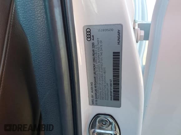 ✅ 2015 Audi A3 Premium Plus • VIN: WAUEFGFF1F1096147 • Lot: 86714515. Listed on Copart with 121,907 mi. Free auction sales archive from the USA and detailed vehicle history report at DreamBid. Image 13.