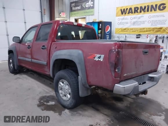 ✅ 2004 Chevrolet Colorado 1SE LS Z71 • VIN: 1GCDT136148142153 • Лот: 41440809. Опубликован ранее на IAAI с пробегом 124 383 миль. Бесплатный доступ к архиву аукционных продаж из США и подробный отчёт об истории автомобиля на DreamBid. Изображение 3.