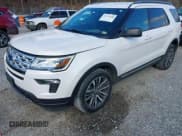 ✅ 2018 Ford Explorer XLT • VIN: 1FM5K8D85JGC12556 • Lot: 43737640. Wystawiony na IAAI z przebiegiem 162 338 mil. Bezpłatny archiwum sprzedaży aukcyjnych z USA i szczegółowy raport historii pojazdu na DreamBid. Zdjęcie 17.