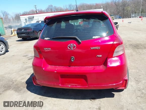 ✅ 2008 Toyota Yaris • VIN: JTDJT923385150058 • Лот: 41903241. Опубликован ранее на IAAI с пробегом 217 845 миль. Бесплатный доступ к архиву аукционных продаж из США и подробный отчёт об истории автомобиля на DreamBid. Изображение 16.