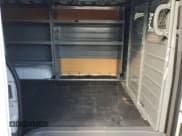 ✅ 2018 Nissan NV Cargo S • VIN: 1N6BF0KY3JN813599 • Лот: 82204875. Опубликован ранее на Copart с пробегом 241 262 миль. Бесплатный доступ к архиву аукционных продаж из США и подробный отчёт об истории автомобиля на DreamBid. Изображение 11.