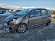 ✅ 2010 Honda Fit Sport • VIN: JHMGE8H49AS022301 • Lot: 95333465. Wystawiony na Copart z przebiegiem 82 439 mil. Bezpłatny archiwum sprzedaży aukcyjnych z USA i szczegółowy raport historii pojazdu na DreamBid. Zdjęcie 1.