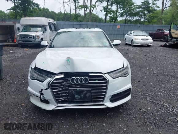 ✅ 2017 Audi A6 Premium Plus • VIN: WAUG8AFC3HN068335 • Lot: 42639073. Wystawiony na IAAI z przebiegiem 76 727 mil. Bezpłatny archiwum sprzedaży aukcyjnych z USA i szczegółowy raport historii pojazdu na DreamBid. Zdjęcie 12.