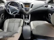 ✅ 2013 Hyundai Veloster w/Black Int • VIN: KMHTC6AD2DU121342 • Lot: 43667865. Wystawiony na Copart z przebiegiem 178 241 mil. Bezpłatny archiwum sprzedaży aukcyjnych z USA i szczegółowy raport historii pojazdu na DreamBid. Zdjęcie 8.